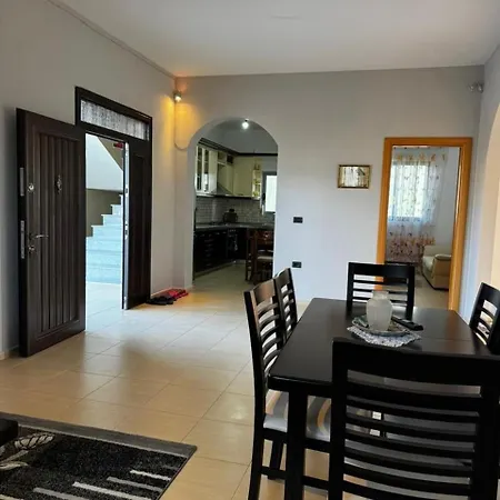 Garden House - Tatil Evi