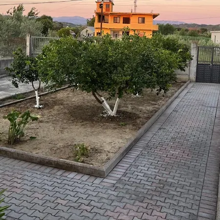 Garden House - * Hamallaj